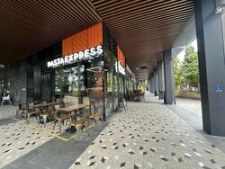The Venue Shoppes (D13), Retail #455984521